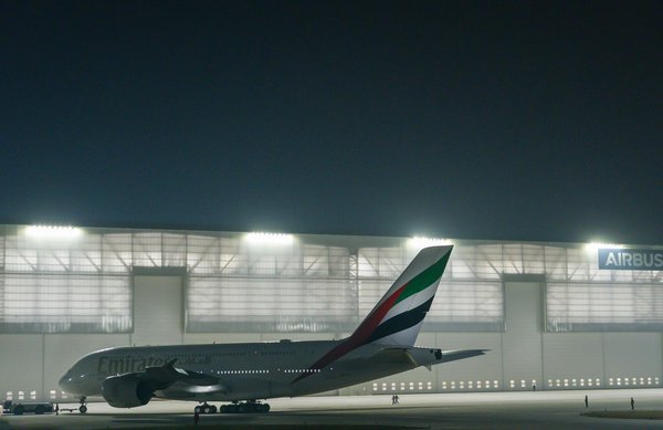 Chauffeur privé à l'aéroport de marseille : service 24/7 fiable